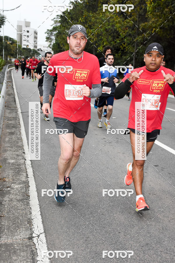Buy your photos of the eventSantander Track & Field Run Series - Paineiras Shopping on Fotop
