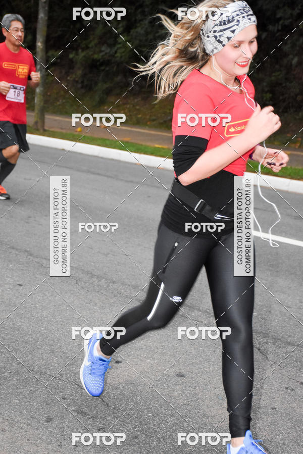 Buy your photos of the eventSantander Track & Field Run Series - Paineiras Shopping on Fotop