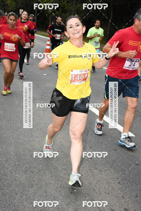 Buy your photos of the eventSantander Track & Field Run Series - Paineiras Shopping on Fotop