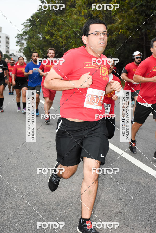 Buy your photos of the eventSantander Track & Field Run Series - Paineiras Shopping on Fotop