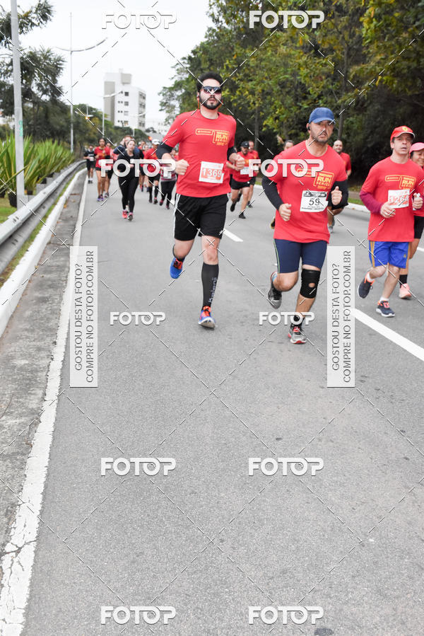 Buy your photos of the eventSantander Track & Field Run Series - Paineiras Shopping on Fotop