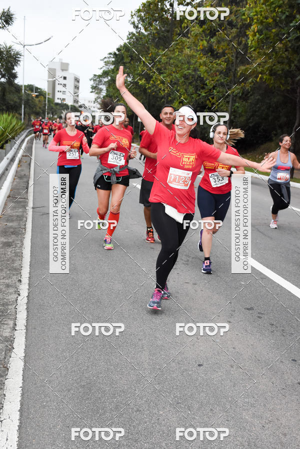 Buy your photos of the eventSantander Track & Field Run Series - Paineiras Shopping on Fotop