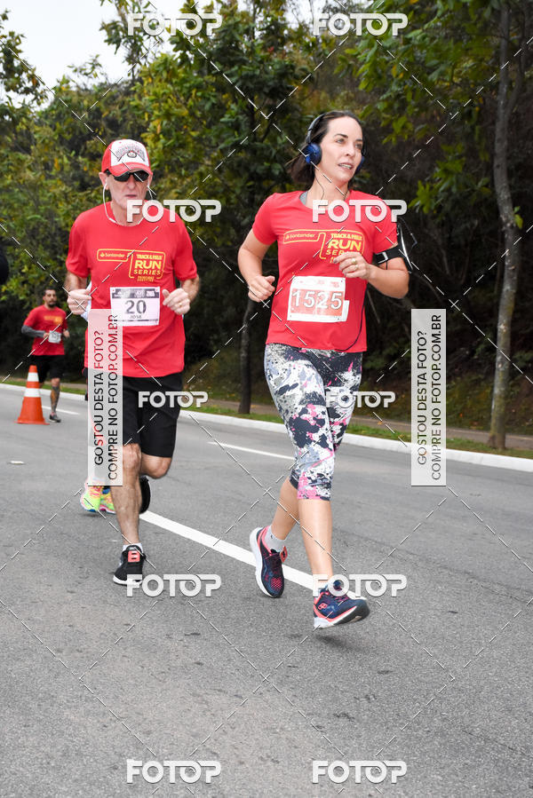 Buy your photos of the eventSantander Track & Field Run Series - Paineiras Shopping on Fotop