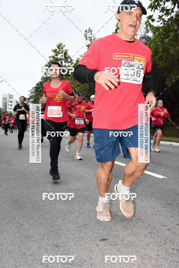 Buy your photos of the eventSantander Track & Field Run Series - Paineiras Shopping on Fotop