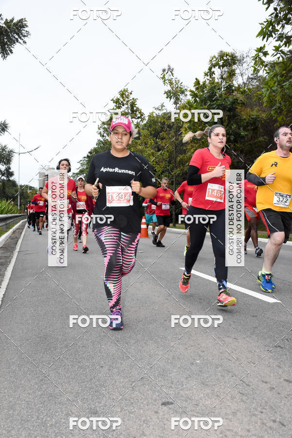 Buy your photos of the eventSantander Track & Field Run Series - Paineiras Shopping on Fotop