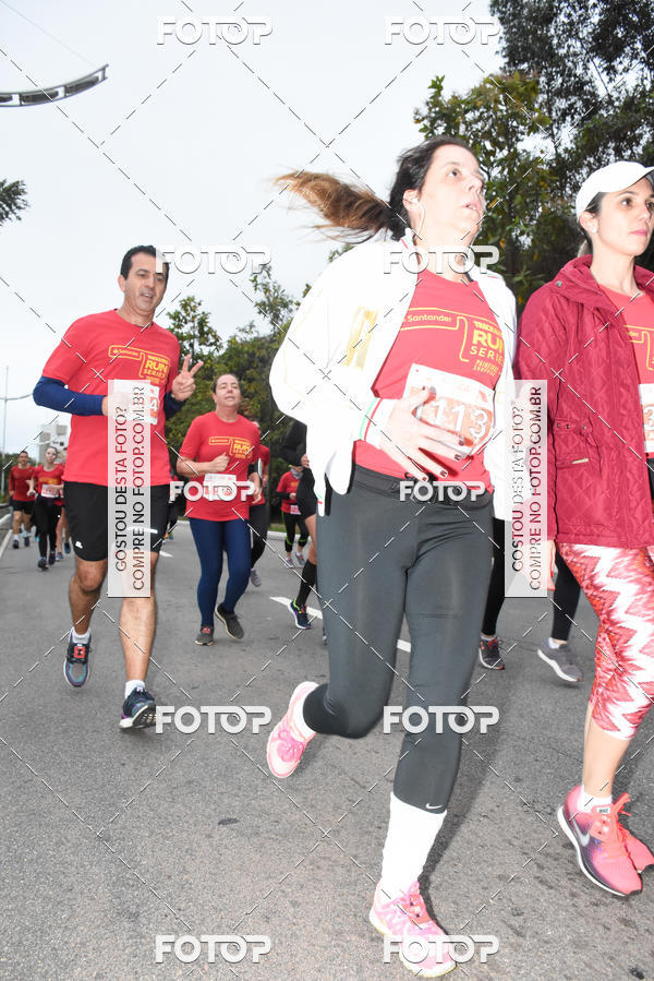 Buy your photos of the eventSantander Track & Field Run Series - Paineiras Shopping on Fotop