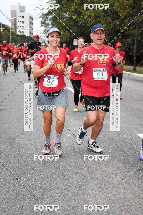 Buy your photos of the eventSantander Track & Field Run Series - Paineiras Shopping on Fotop