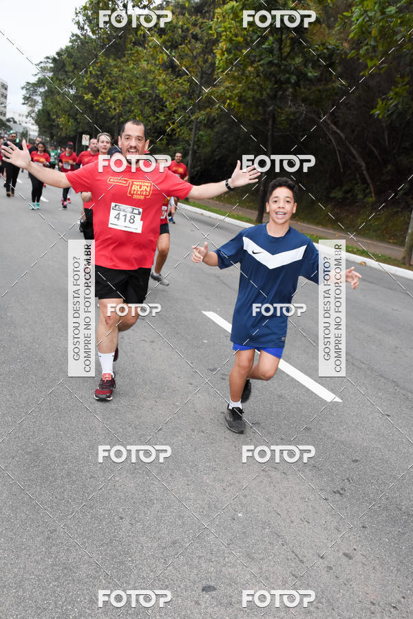 Buy your photos of the eventSantander Track & Field Run Series - Paineiras Shopping on Fotop