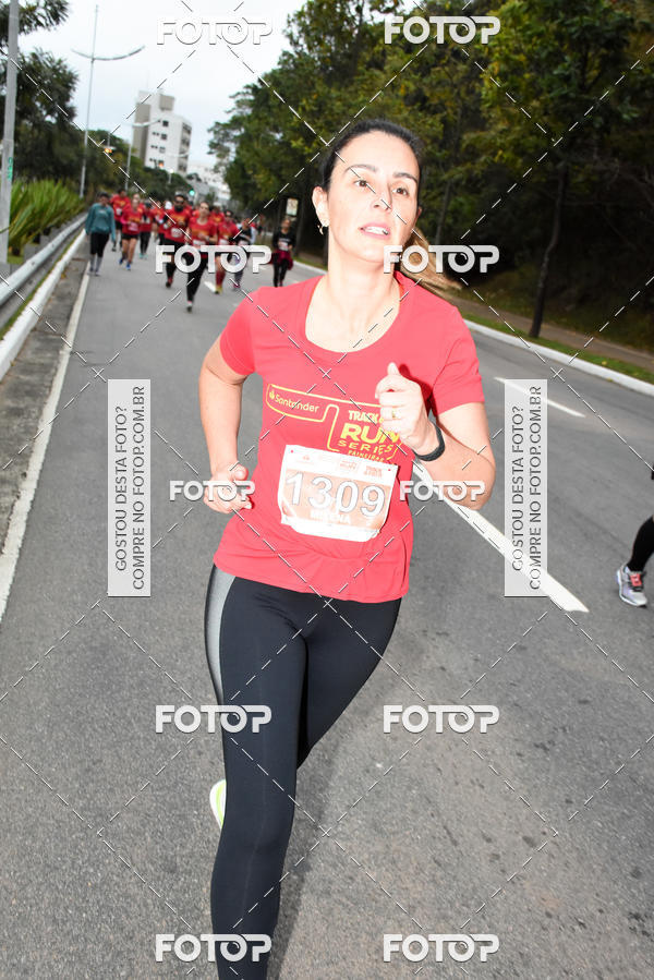 Buy your photos of the eventSantander Track & Field Run Series - Paineiras Shopping on Fotop