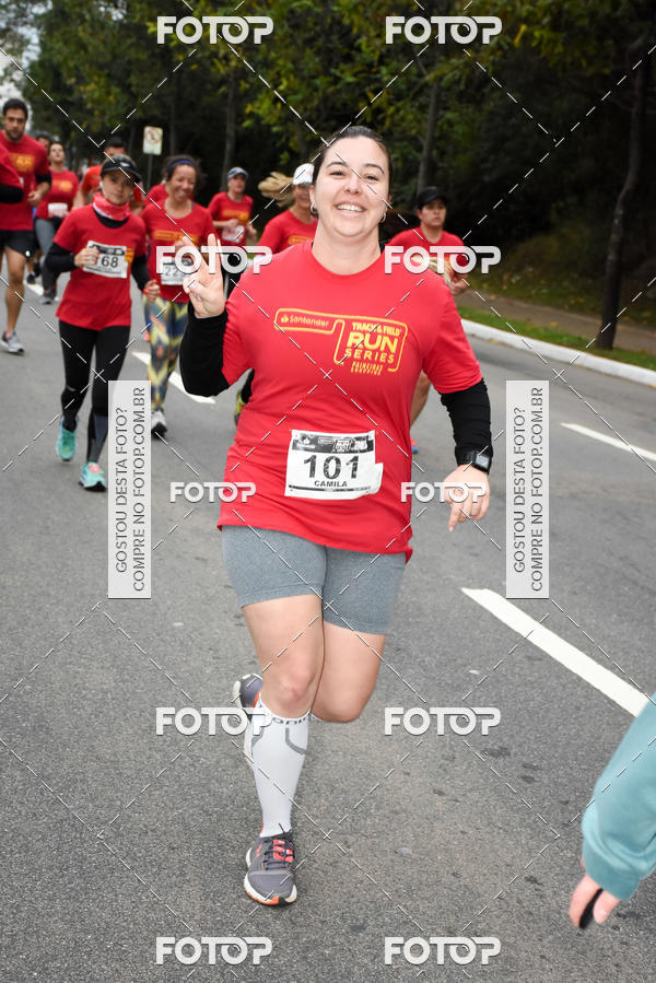 Buy your photos of the eventSantander Track & Field Run Series - Paineiras Shopping on Fotop