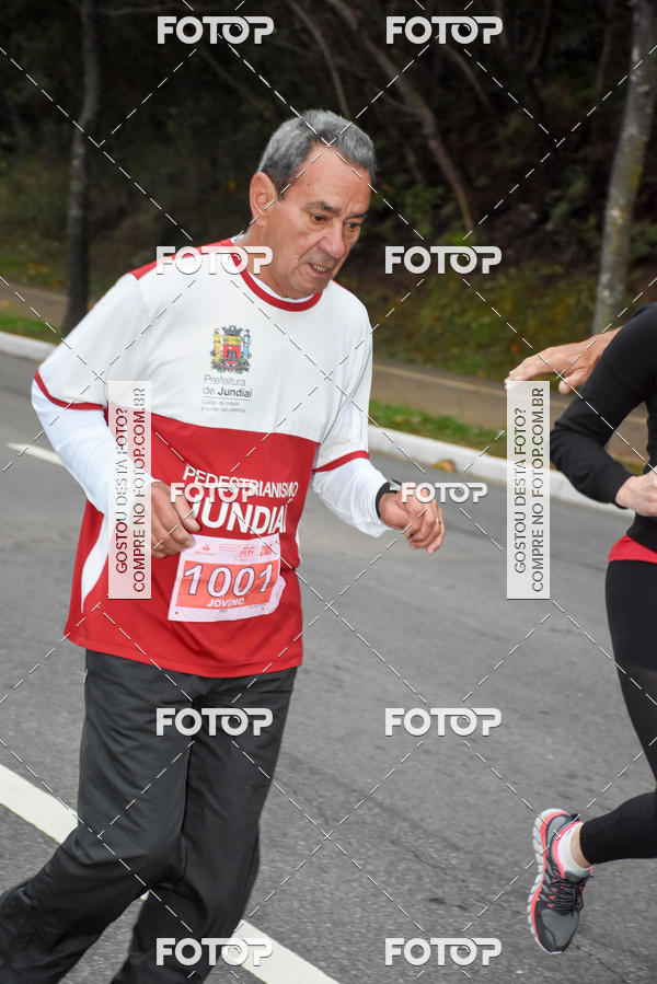 Buy your photos of the eventSantander Track & Field Run Series - Paineiras Shopping on Fotop