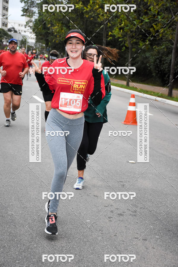 Buy your photos of the eventSantander Track & Field Run Series - Paineiras Shopping on Fotop