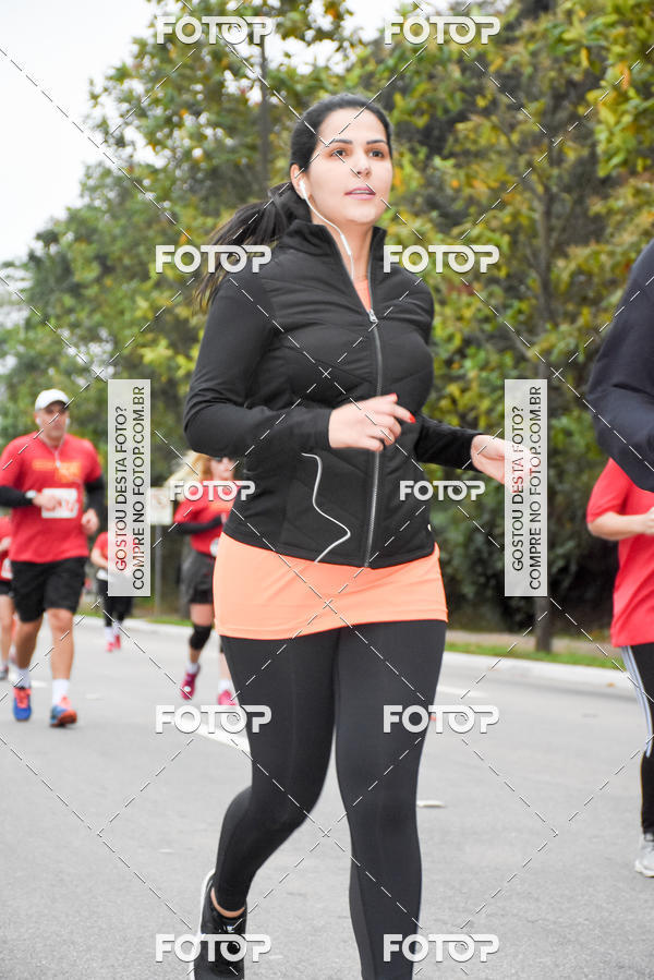 Buy your photos of the eventSantander Track & Field Run Series - Paineiras Shopping on Fotop