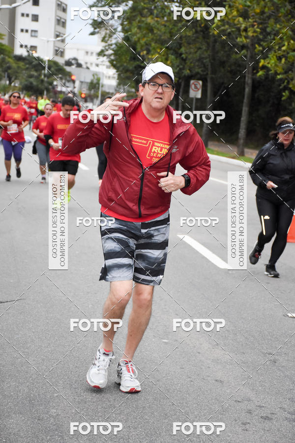 Buy your photos of the eventSantander Track & Field Run Series - Paineiras Shopping on Fotop