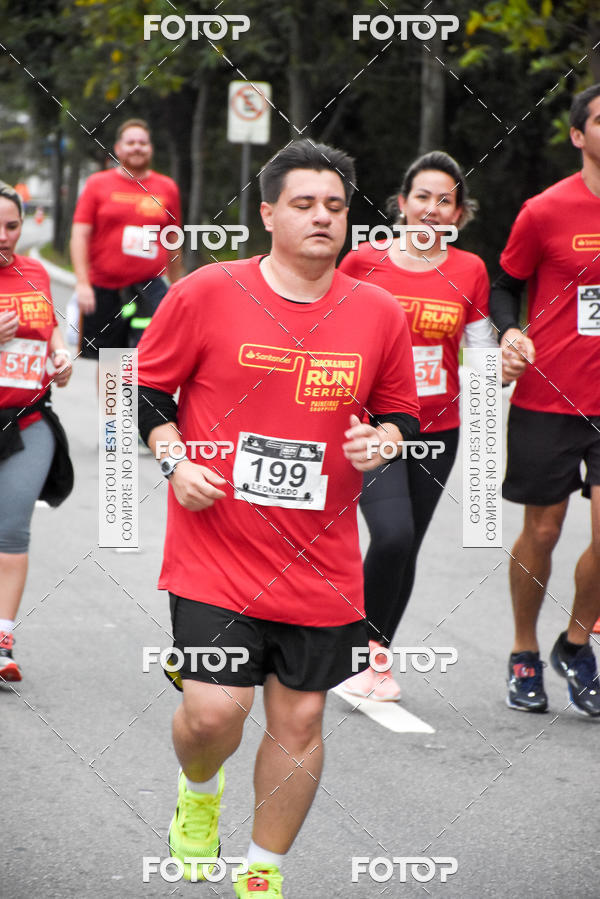 Buy your photos of the eventSantander Track & Field Run Series - Paineiras Shopping on Fotop