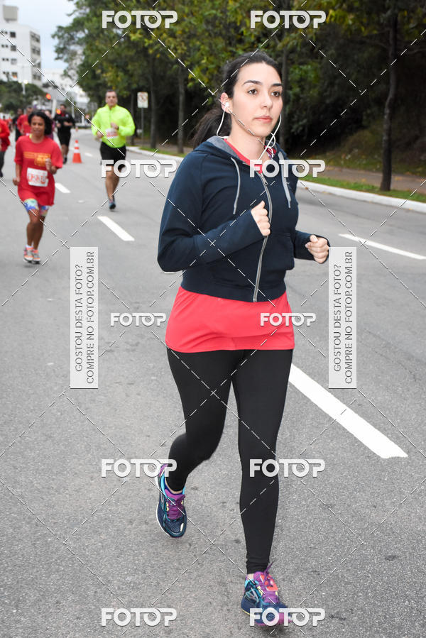 Buy your photos of the eventSantander Track & Field Run Series - Paineiras Shopping on Fotop