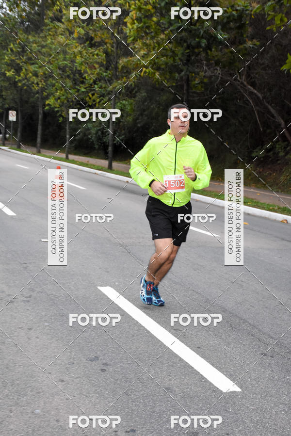 Buy your photos of the eventSantander Track & Field Run Series - Paineiras Shopping on Fotop