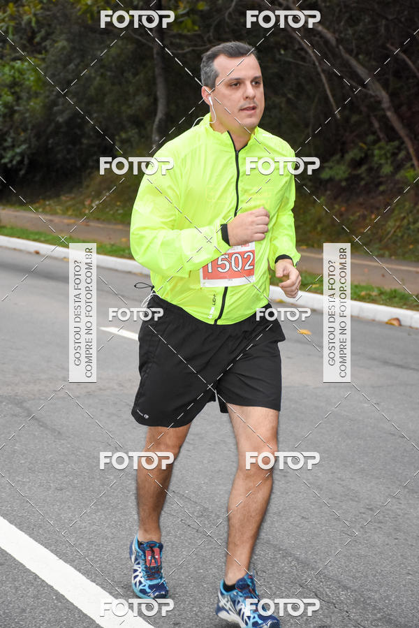 Buy your photos of the eventSantander Track & Field Run Series - Paineiras Shopping on Fotop