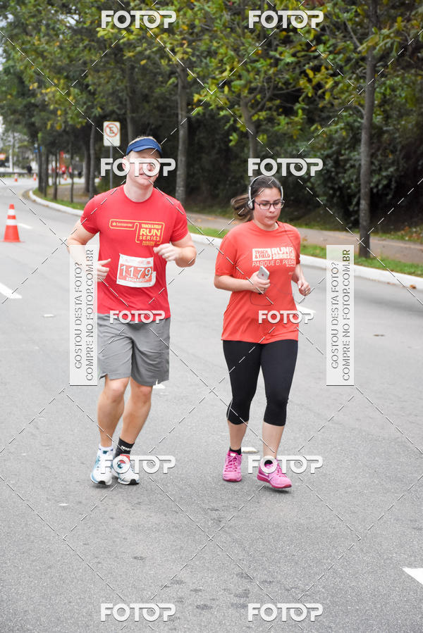 Buy your photos of the eventSantander Track & Field Run Series - Paineiras Shopping on Fotop