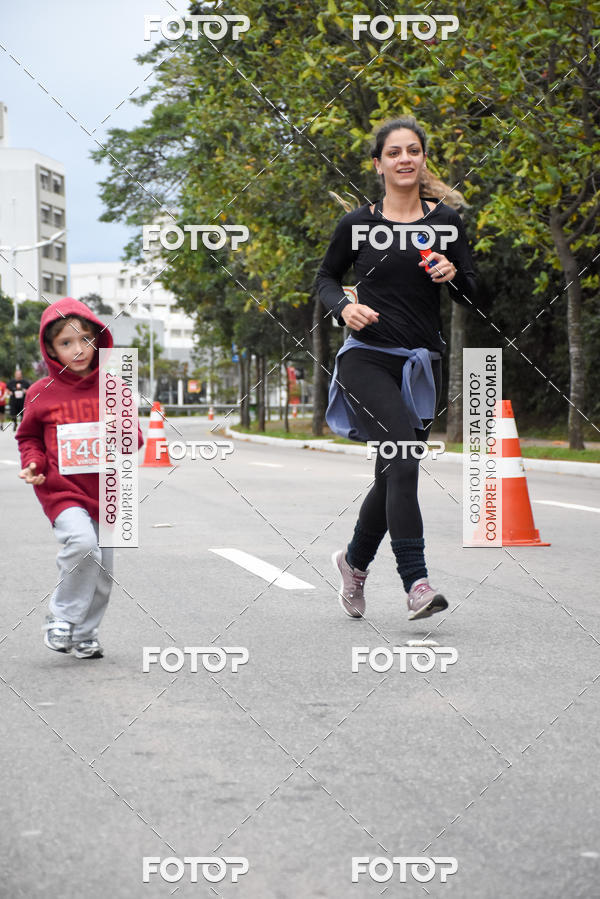 Buy your photos of the eventSantander Track & Field Run Series - Paineiras Shopping on Fotop