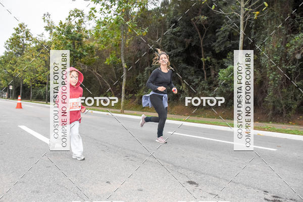 Buy your photos of the eventSantander Track & Field Run Series - Paineiras Shopping on Fotop