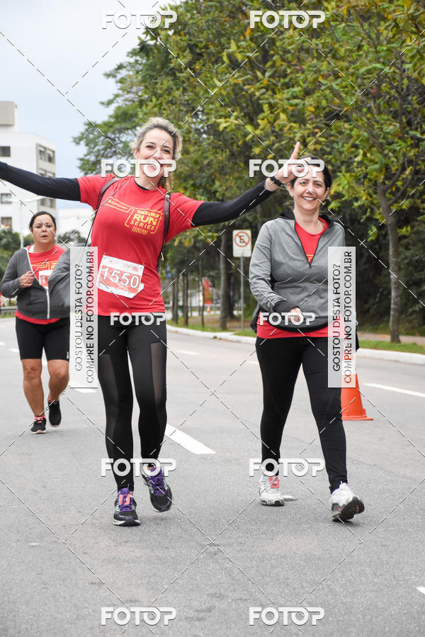 Buy your photos of the eventSantander Track & Field Run Series - Paineiras Shopping on Fotop