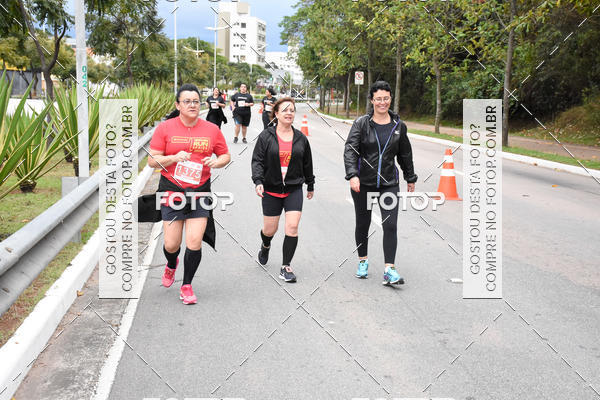 Buy your photos of the eventSantander Track & Field Run Series - Paineiras Shopping on Fotop
