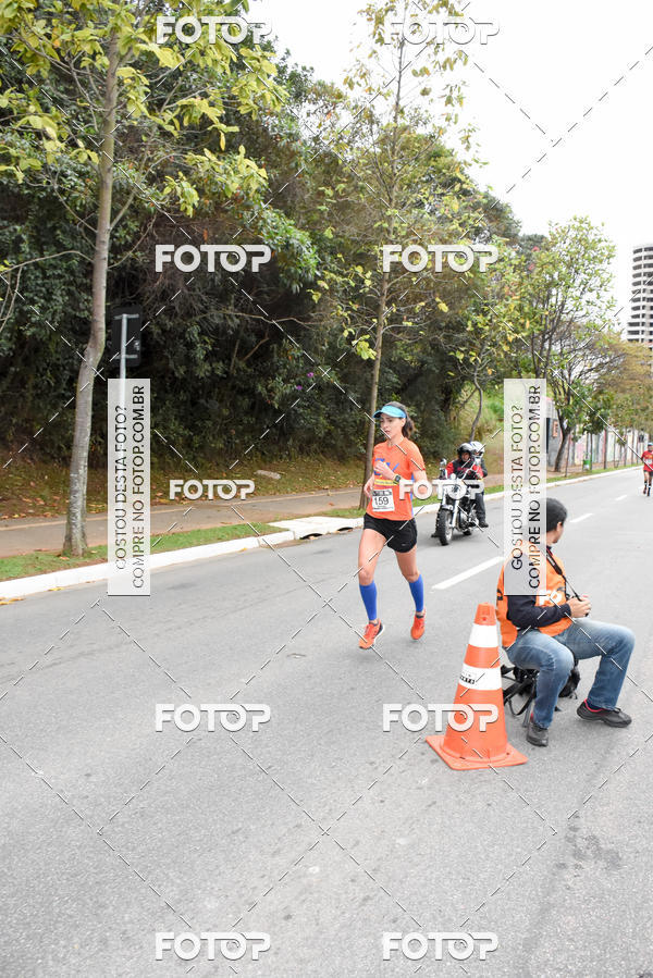 Buy your photos of the eventSantander Track & Field Run Series - Paineiras Shopping on Fotop