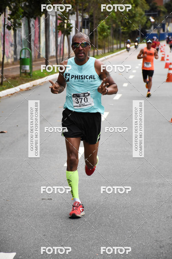 Buy your photos of the eventSantander Track & Field Run Series - Paineiras Shopping on Fotop