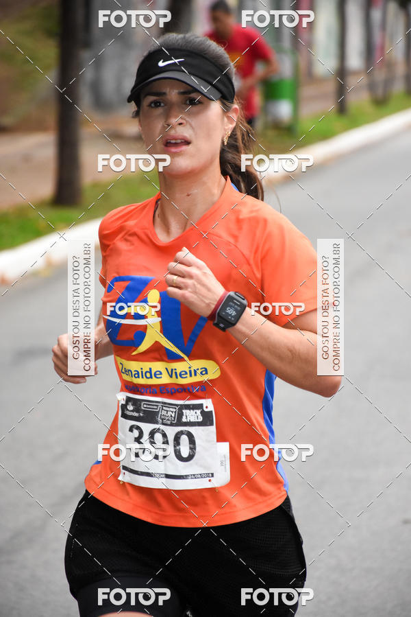 Buy your photos of the eventSantander Track & Field Run Series - Paineiras Shopping on Fotop