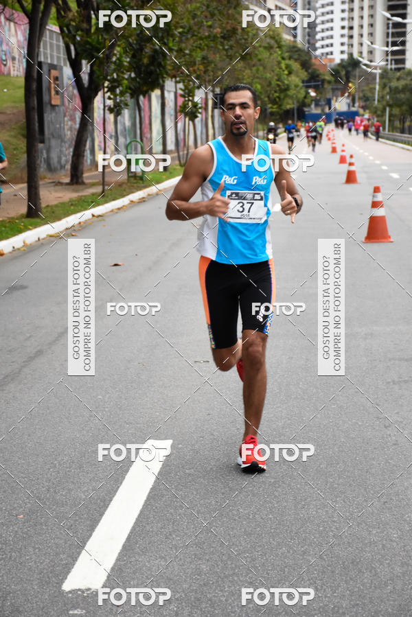 Buy your photos of the eventSantander Track & Field Run Series - Paineiras Shopping on Fotop