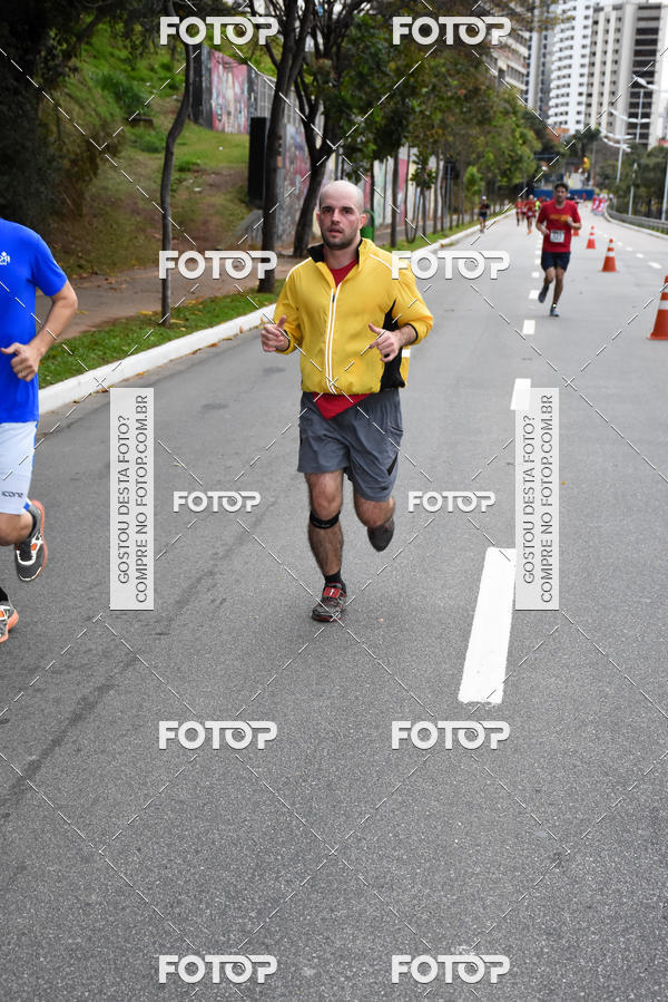 Buy your photos of the eventSantander Track & Field Run Series - Paineiras Shopping on Fotop
