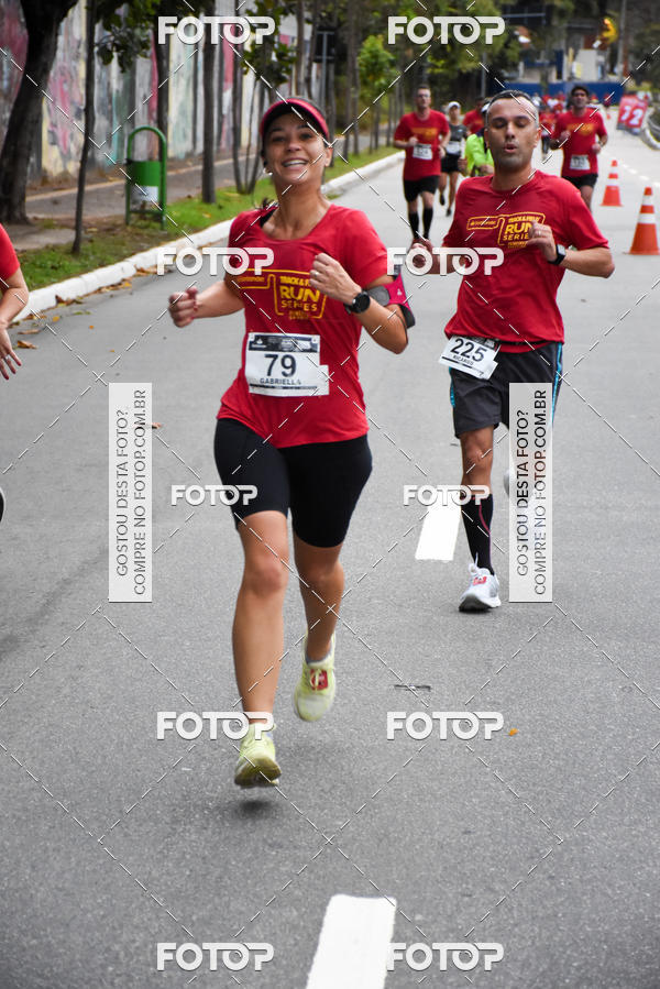 Buy your photos of the eventSantander Track & Field Run Series - Paineiras Shopping on Fotop
