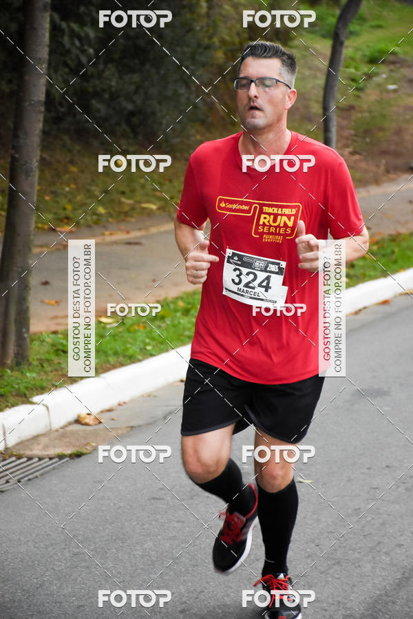 Buy your photos of the eventSantander Track & Field Run Series - Paineiras Shopping on Fotop