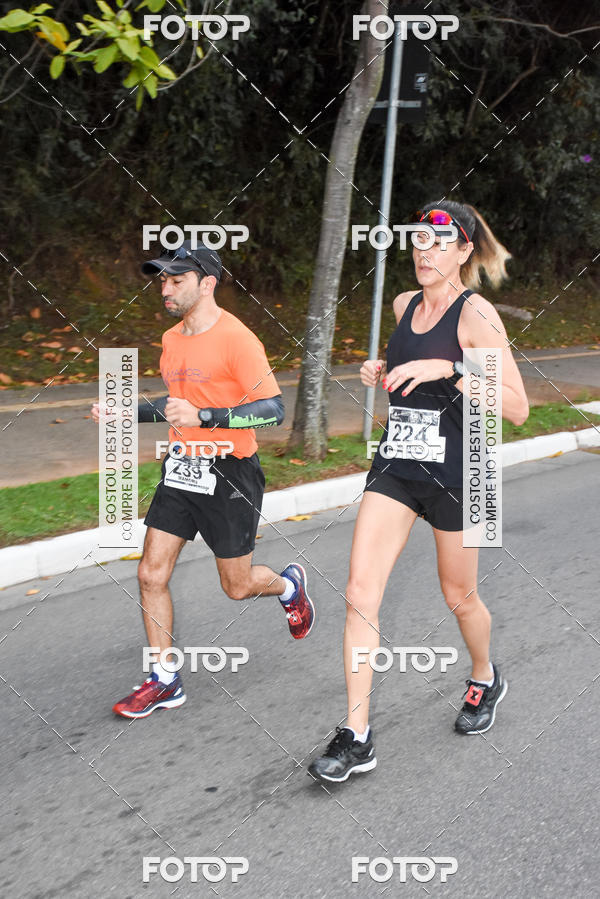 Buy your photos of the eventSantander Track & Field Run Series - Paineiras Shopping on Fotop