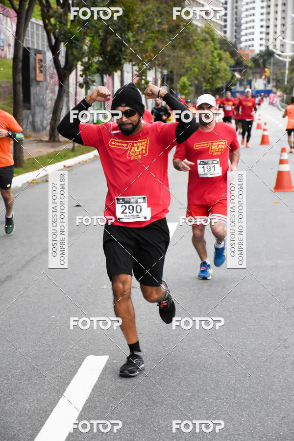 Buy your photos of the eventSantander Track & Field Run Series - Paineiras Shopping on Fotop