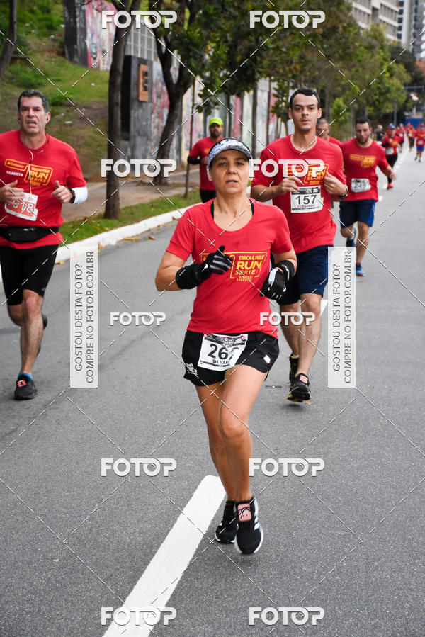 Buy your photos of the eventSantander Track & Field Run Series - Paineiras Shopping on Fotop