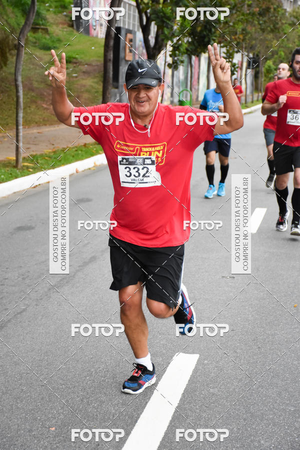 Buy your photos of the eventSantander Track & Field Run Series - Paineiras Shopping on Fotop
