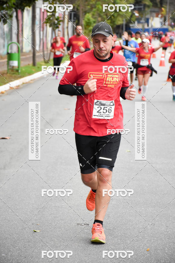 Buy your photos of the eventSantander Track & Field Run Series - Paineiras Shopping on Fotop