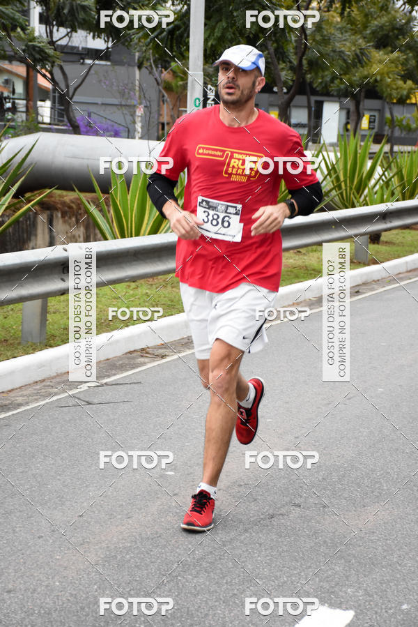 Buy your photos of the eventSantander Track & Field Run Series - Paineiras Shopping on Fotop
