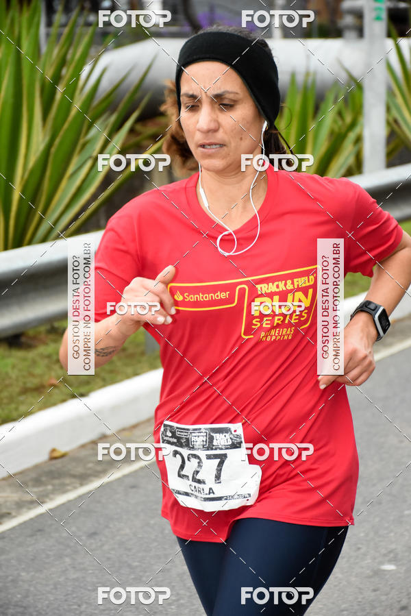 Buy your photos of the eventSantander Track & Field Run Series - Paineiras Shopping on Fotop