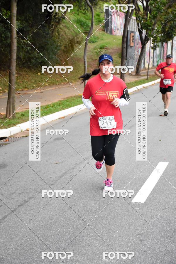Buy your photos of the eventSantander Track & Field Run Series - Paineiras Shopping on Fotop