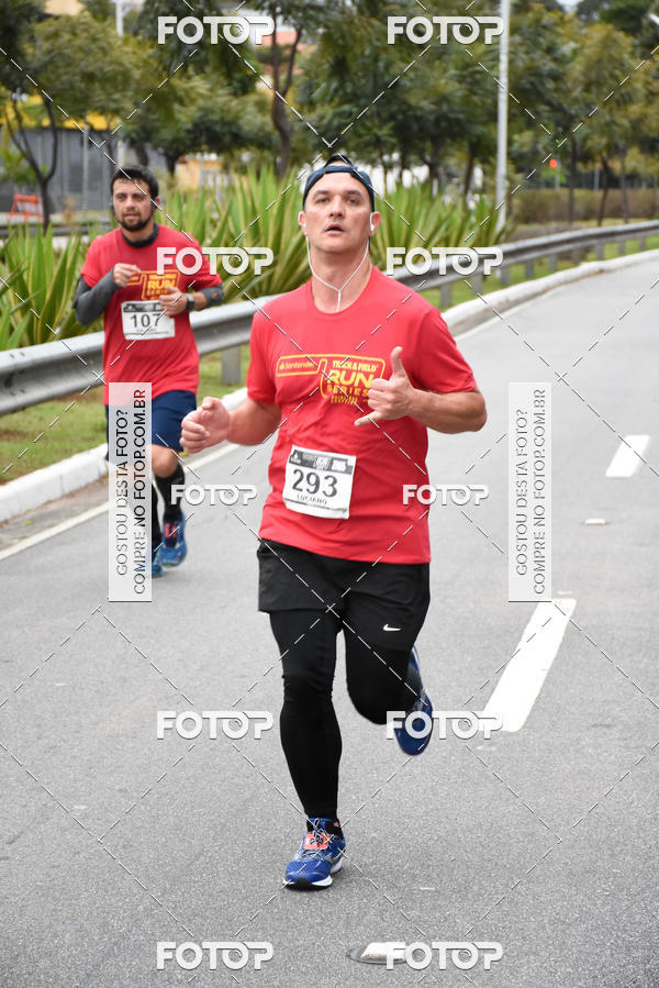 Buy your photos of the eventSantander Track & Field Run Series - Paineiras Shopping on Fotop
