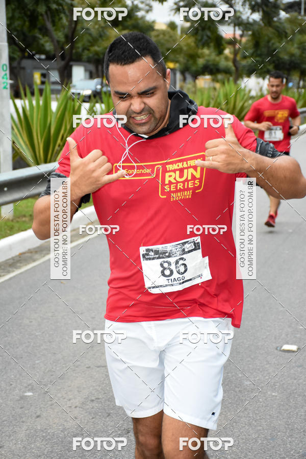 Buy your photos of the eventSantander Track & Field Run Series - Paineiras Shopping on Fotop