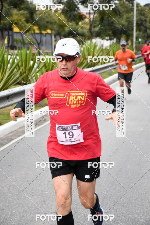 Buy your photos of the eventSantander Track & Field Run Series - Paineiras Shopping on Fotop