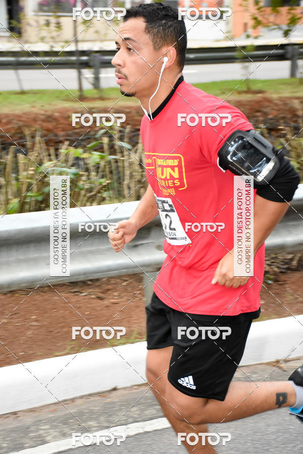 Buy your photos of the eventSantander Track & Field Run Series - Paineiras Shopping on Fotop