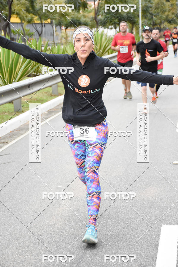 Buy your photos of the eventSantander Track & Field Run Series - Paineiras Shopping on Fotop