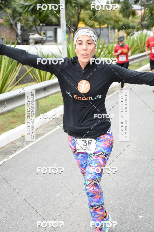 Buy your photos of the eventSantander Track & Field Run Series - Paineiras Shopping on Fotop