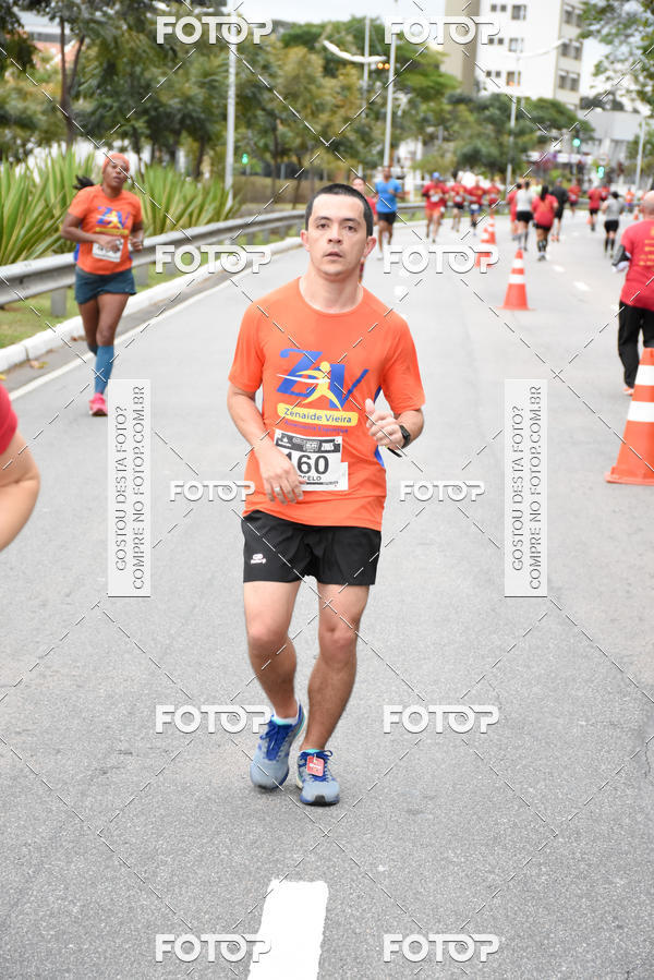 Buy your photos of the eventSantander Track & Field Run Series - Paineiras Shopping on Fotop