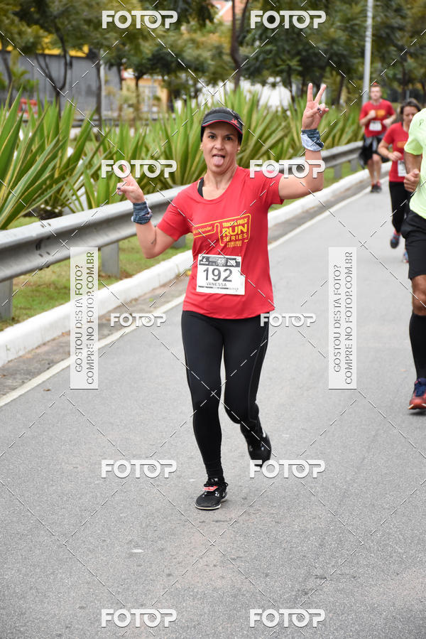 Buy your photos of the eventSantander Track & Field Run Series - Paineiras Shopping on Fotop
